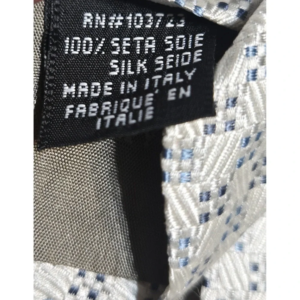 Giorgio Armani 100% Silk Luxury Italian Necktie White/Blue/Charcoal Basketwrave